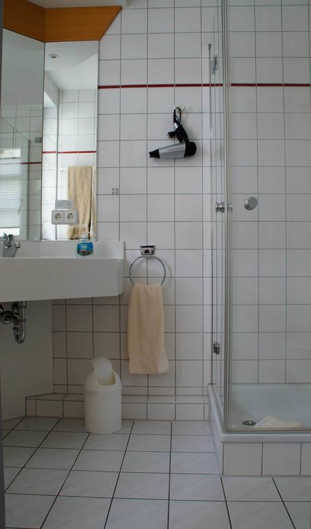 Hotel Rebstöckle Hagnau am Bodensee Zimmer foto